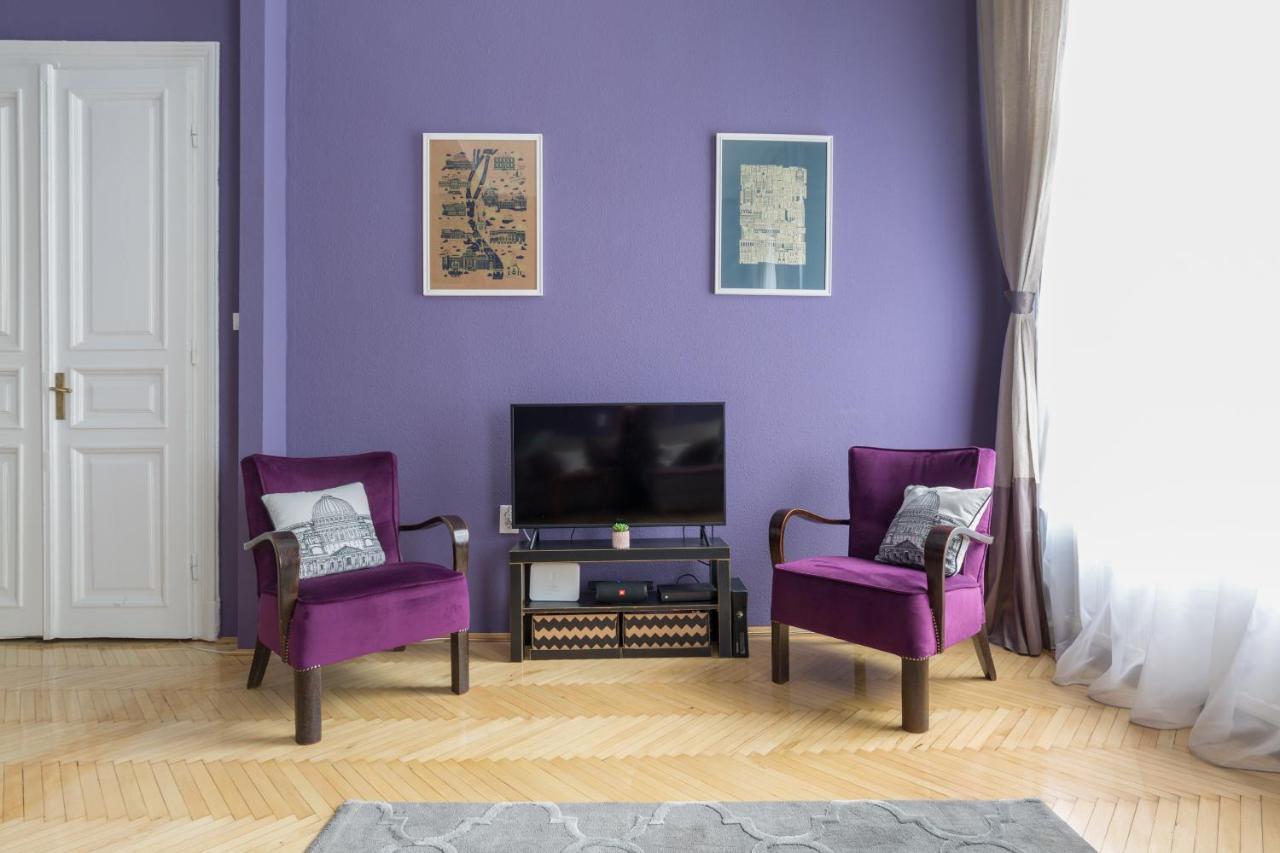 Eclectic Luxury & Spacious 2Br Ac Apt In Center ブダペスト エクステリア 写真